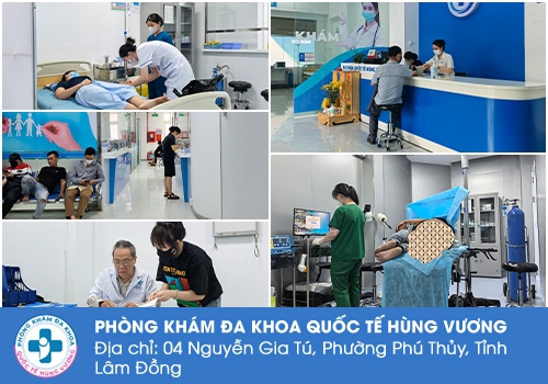 Trang thiết bị y tế hiện đại tại phòng khám.